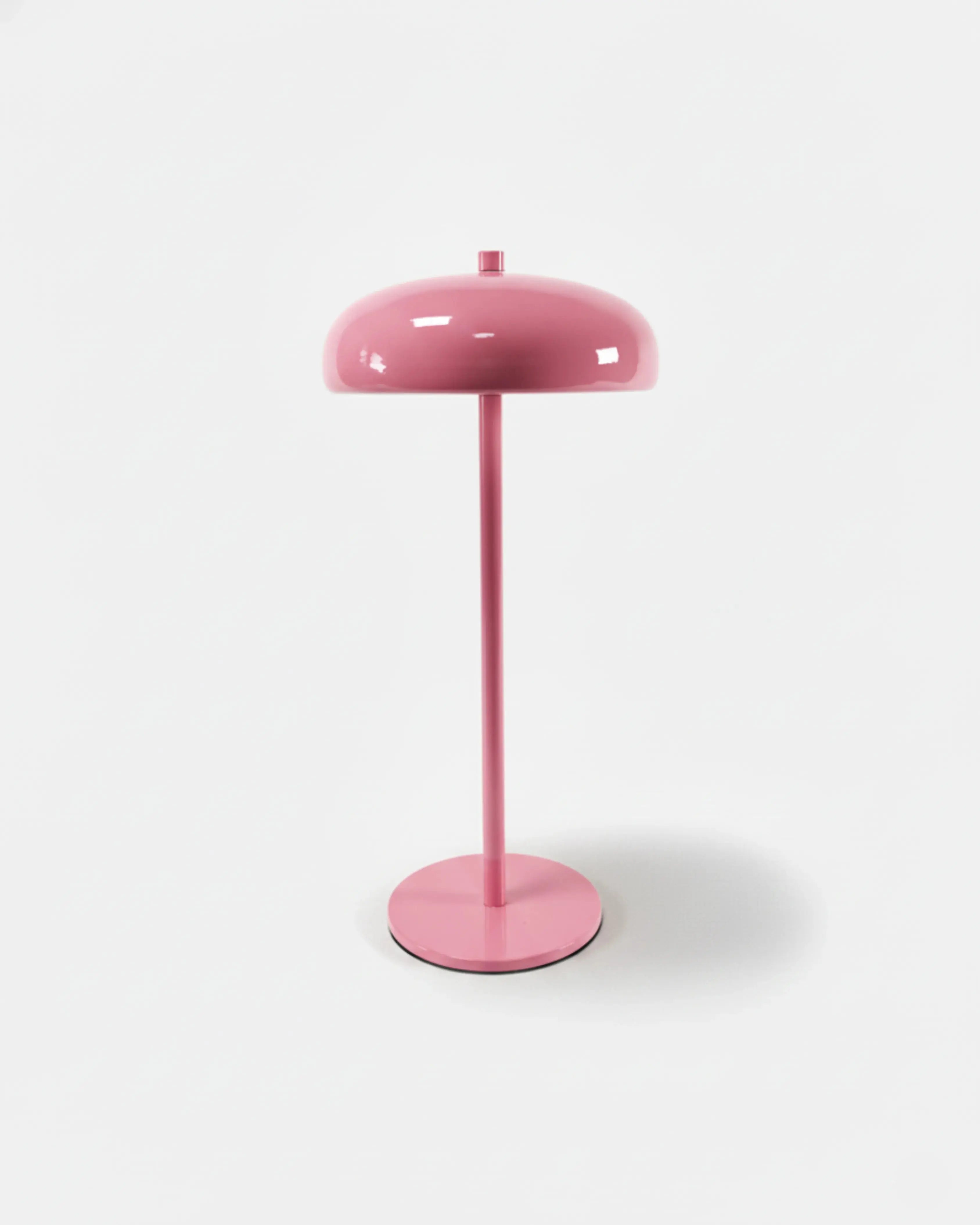 NARI cordless designer table lamp in pink — wireless rechargeable lamp | DecoHarmonie Australia