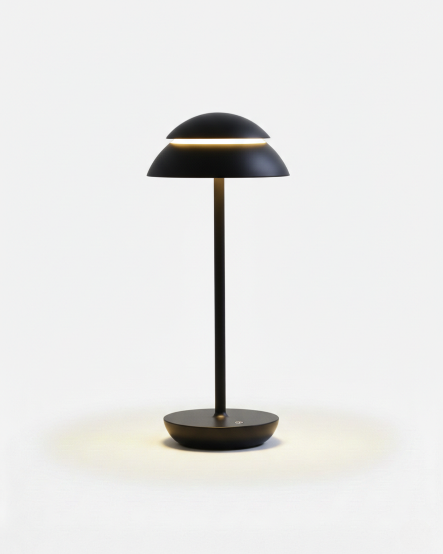 DESKA cordless designer table lamp in black — wireless rechargeable lamp | DecoHarmonie