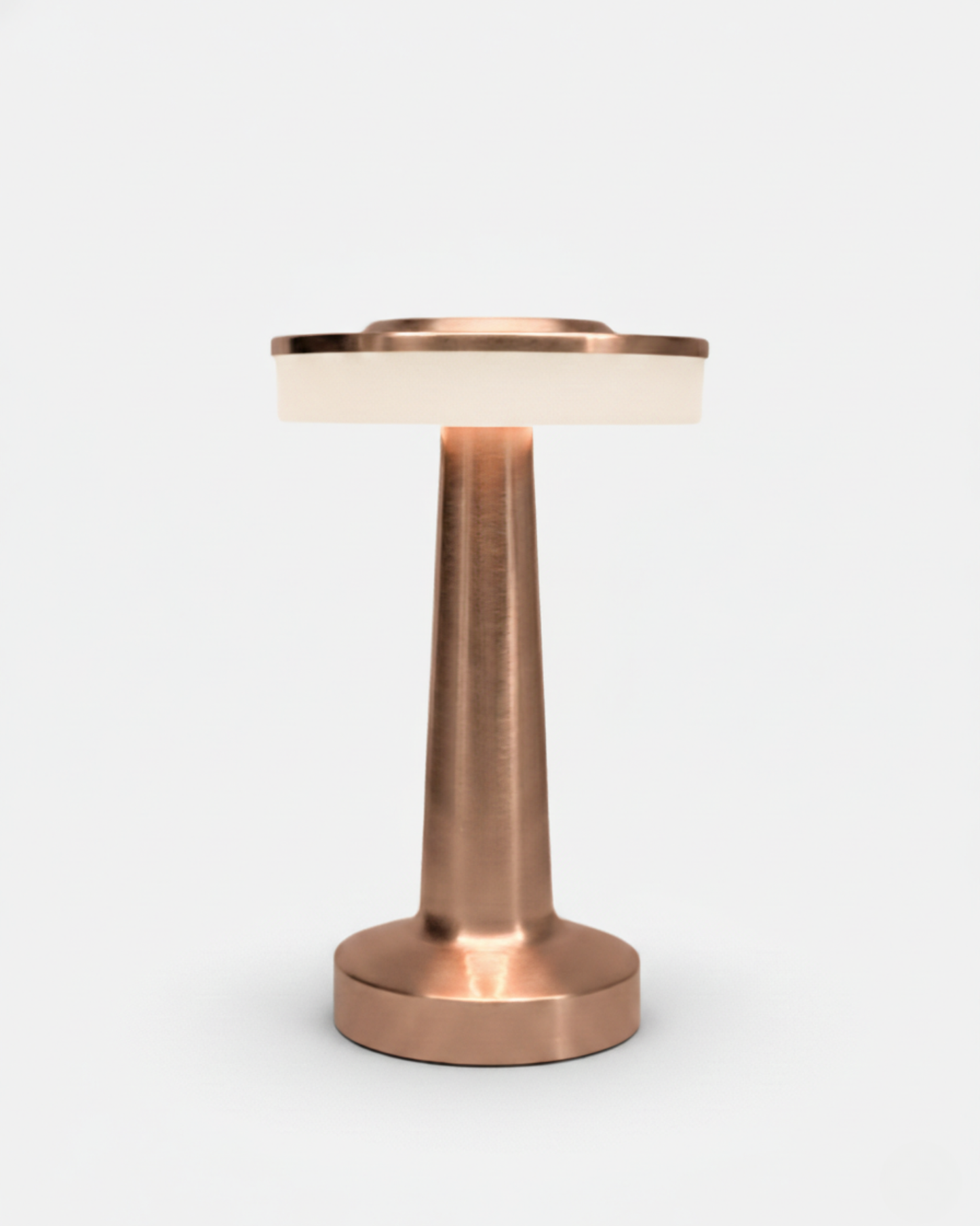 KARO cordless designer table lamp in rose gold — wireless rechargeable lamp | DecoHarmonie