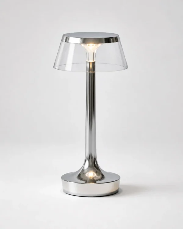 Akku-Tischlampe: metallische Kuppel mit USB – ORIN
