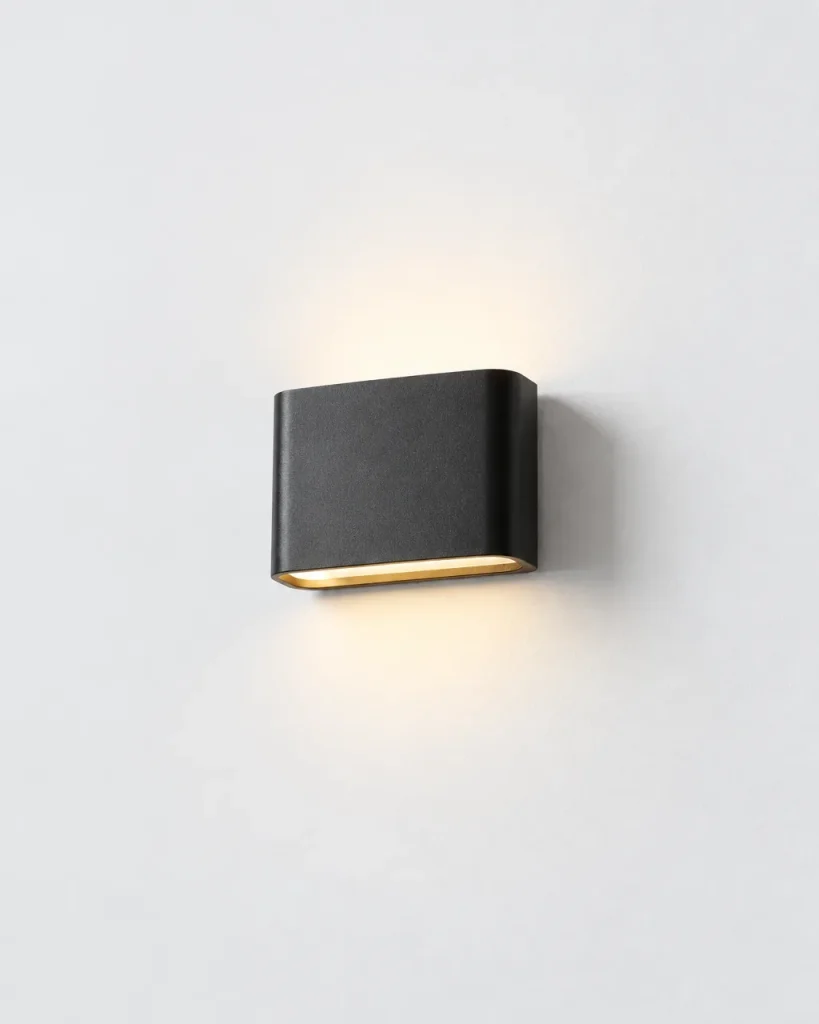 Applique da esterno MATIO, applique ovale up & down, IP65 – nera, 11 cm, foto prodotto con luce verso l'alto e il basso
