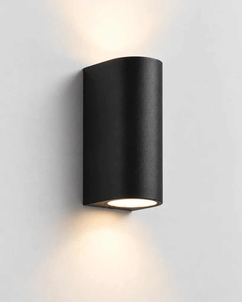 Wandlampe CADOS, Aussen-Wandleuchte Up & Down aus Aluminium – Schwarz, Produktfoto mit Licht nach oben und unten
