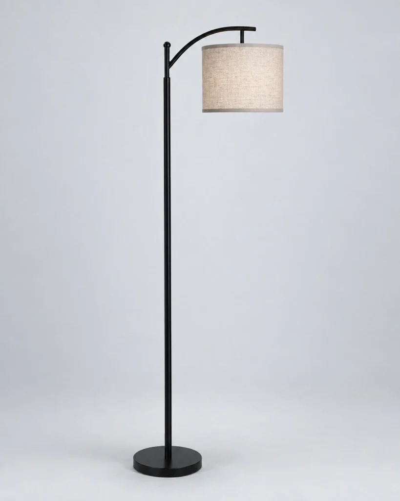 Bogenlampe mit Stoffschirm LIRI – Schwarz, Studioansicht