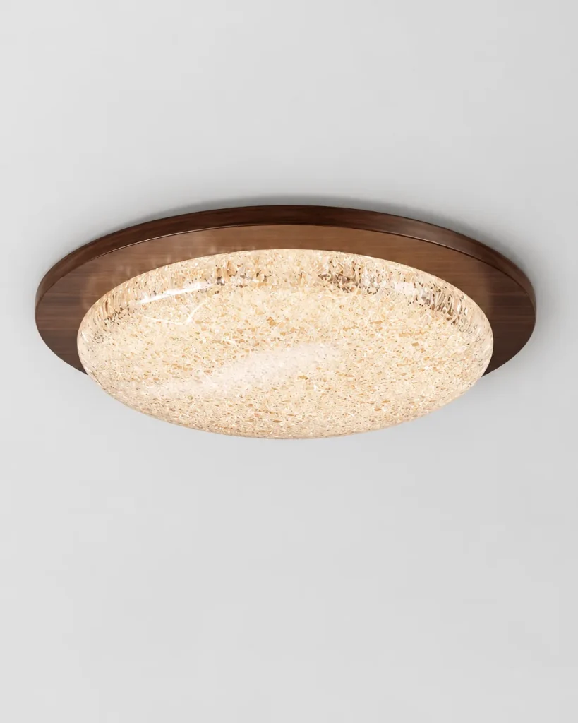 Deckenlampe NAIA, LED-Kuppel in Eis-Optik mit breitem Metallring – Dunkle Holzoptik, Produktfoto