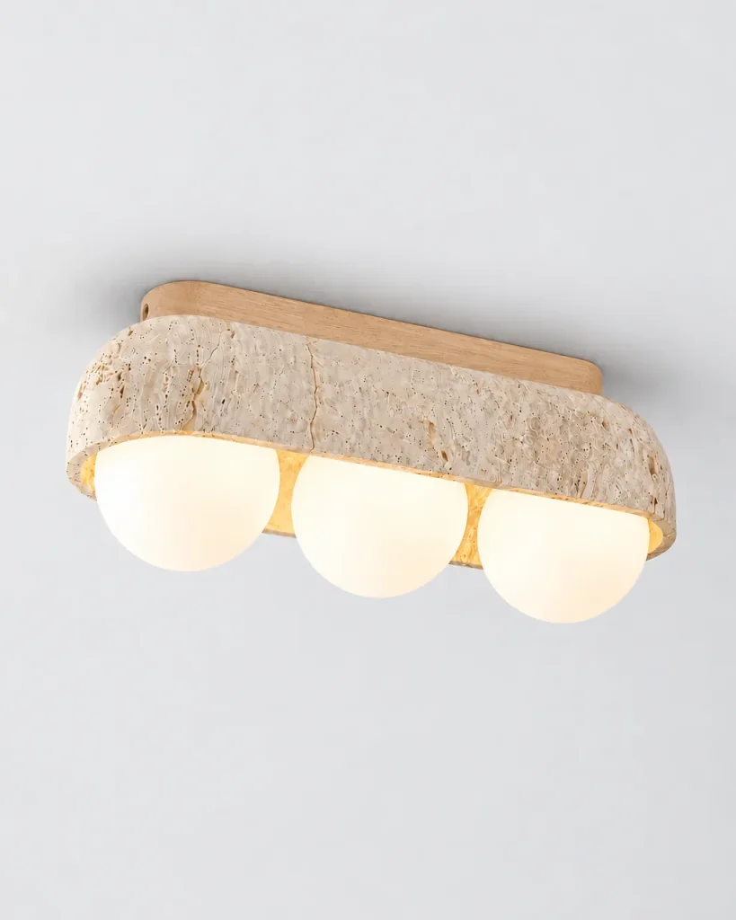 Deckenlampe SIRA, Travertinschale mit zwei oder drei Glaskugeln – Dreifach, Helles Holz, Produktfoto
