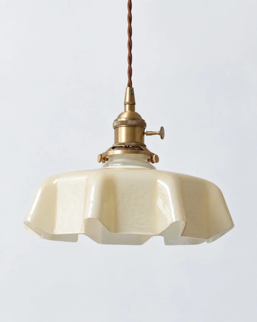 Hängelampe aus gewelltem Glas JASKO – Beige, Produktfoto