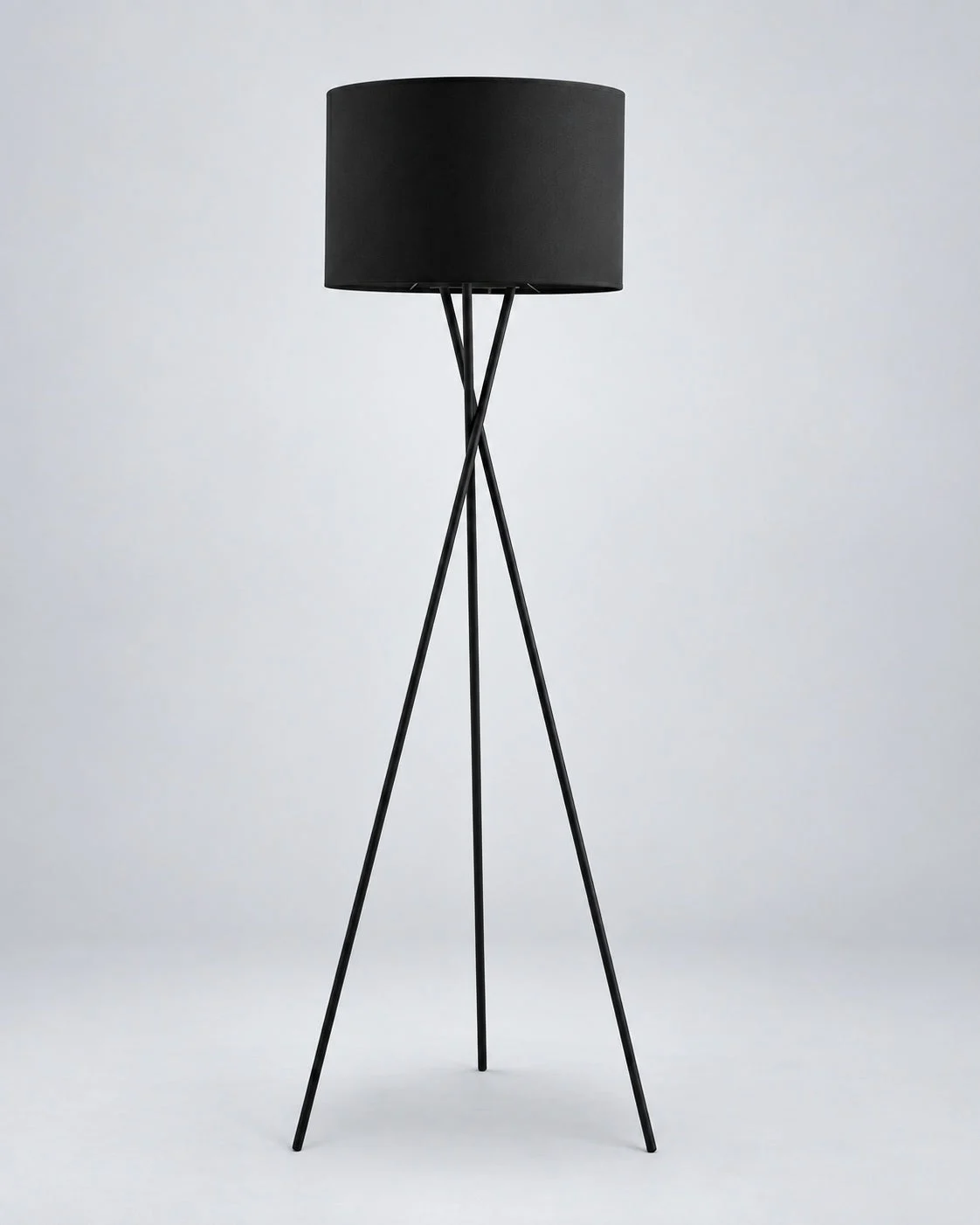 NOMA Stehlampe – Schwarz, Studioansicht | DecoHarmonie