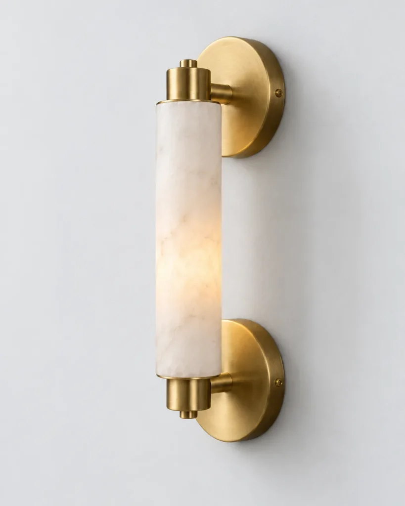 Wandlampe CAJI, Alabaster-Zylinder mit Wandrosetten – Messing, Produktfoto