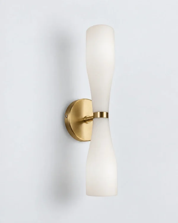 Wandlampe: Glas in Sanduhrform mit Messingdetail – JARO