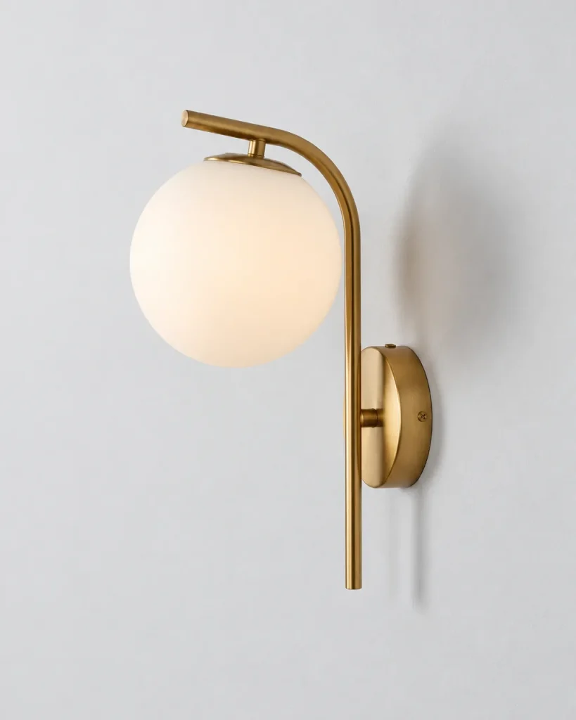 Wandlampe EREN, Glaskugel am gebogenen Arm, inkl. G9-LED – Gold, Produktfoto