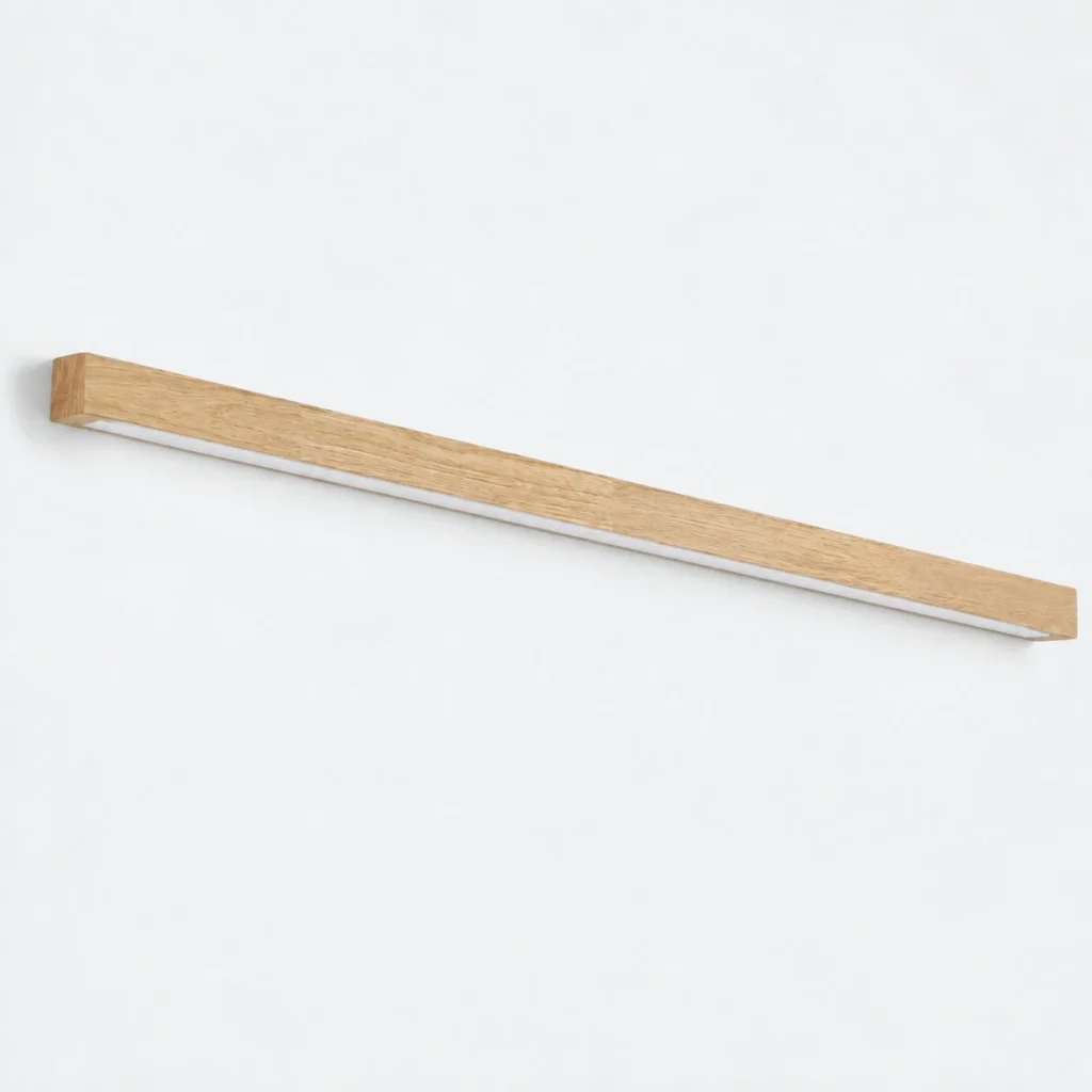 Wandlampe SANNIT, lineare Holzleuchte mit Acryl-Diffusor – Helles Holz / 120 cm / Licht nach unten, Produktfoto
