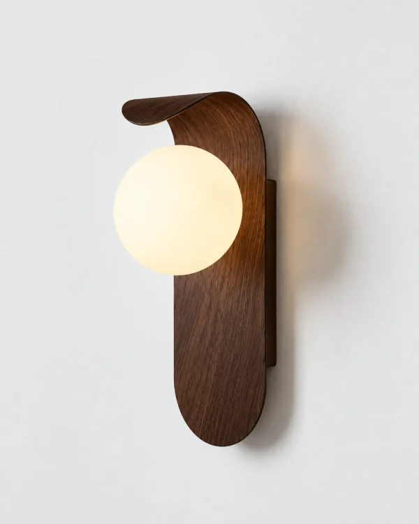 Applique VENO, curva effetto legno con vetro opale – legno scuro, foto prodotto
