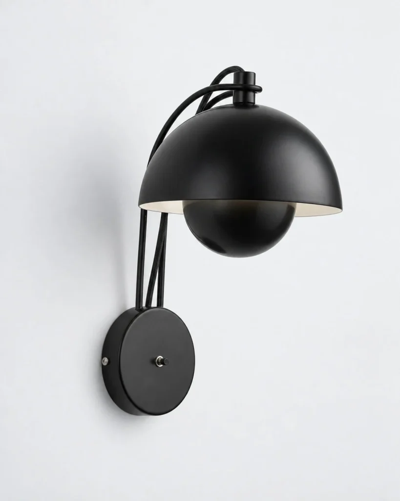 Wandlampe ODANI, Pilzform aus lackiertem Metall – Schwarz, Produktfoto