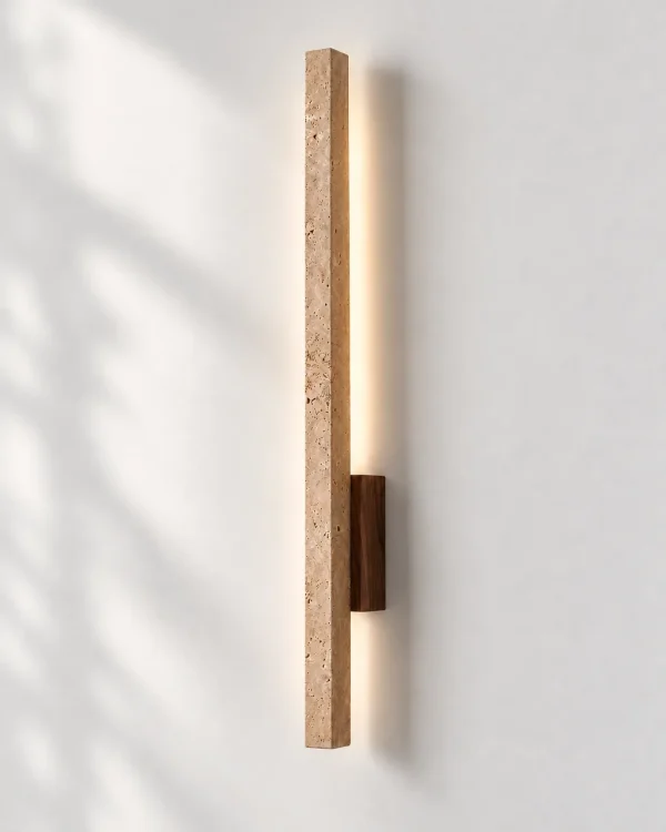 Applique ANKA, listello lineare in travertino con base in legno – Legno scuro, foto prodotto