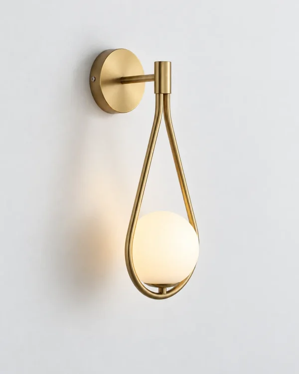 Applique MAVI, arco a goccia con sfera in vetro opale – oro, foto prodotto